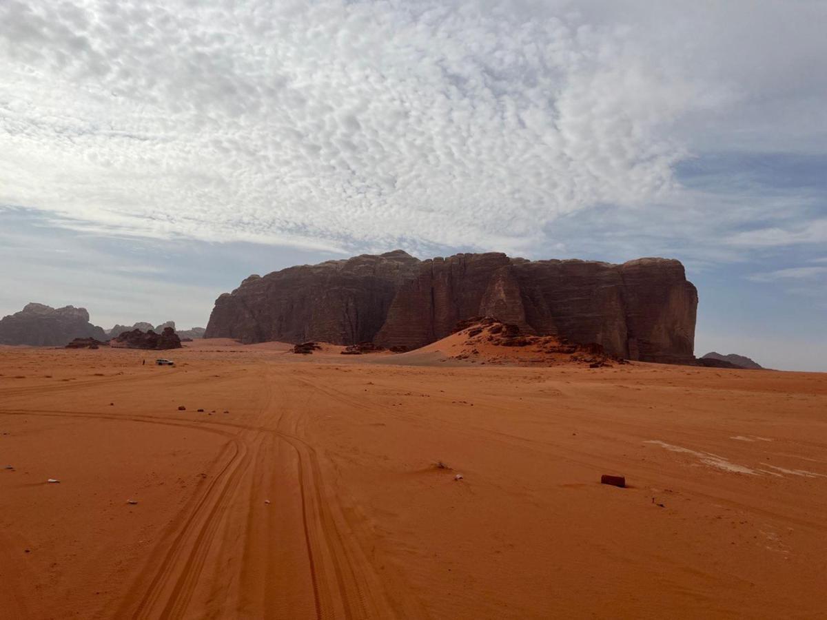 Golden Day Hotel Wadi Rum Luaran gambar