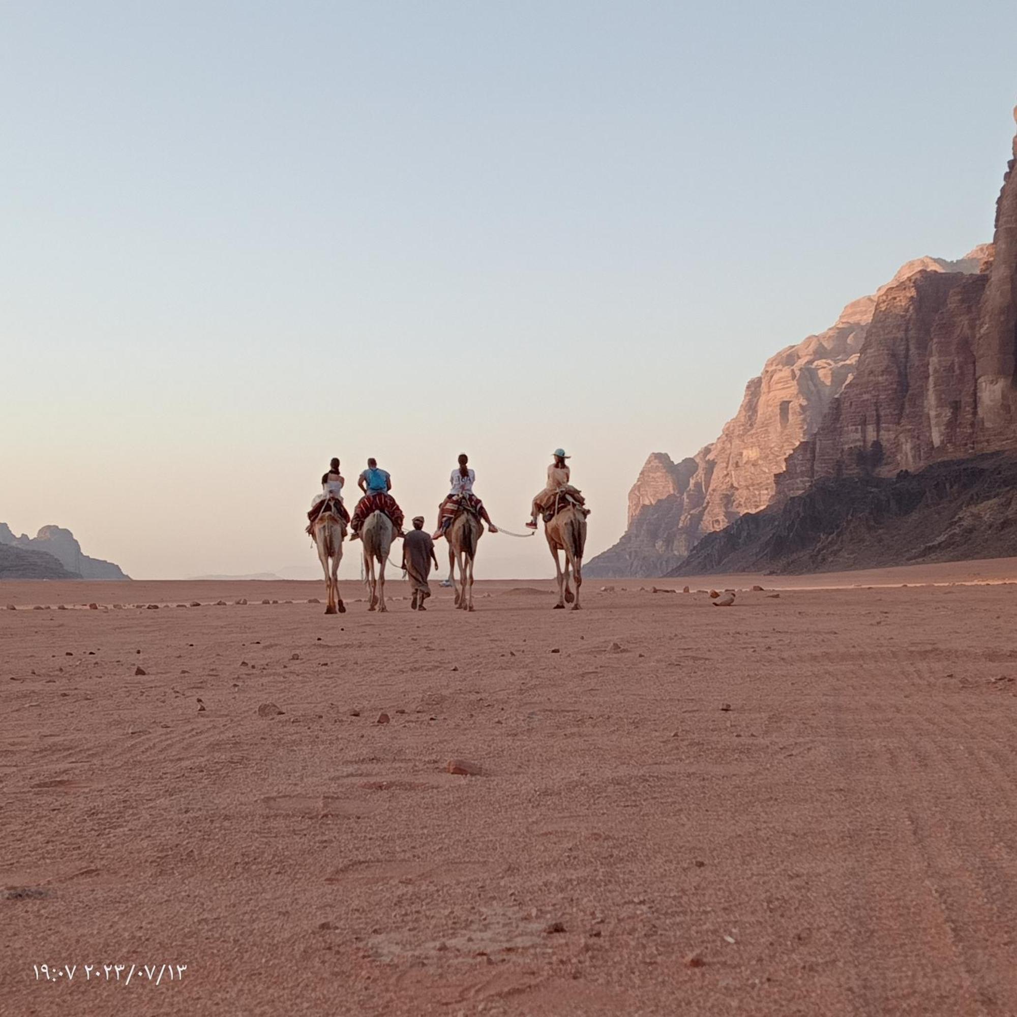 Golden Day Hotel Wadi Rum Luaran gambar